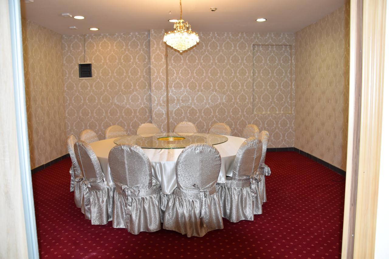 Hotel & Restaurant Great Wall - Airport Sarajewo Zewnętrze zdjęcie