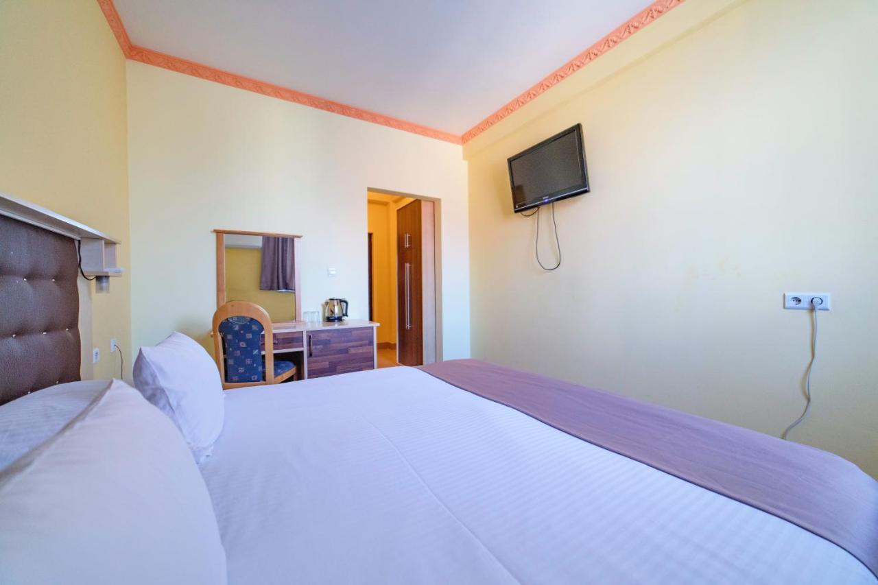 Hotel & Restaurant Great Wall - Airport Sarajewo Zewnętrze zdjęcie